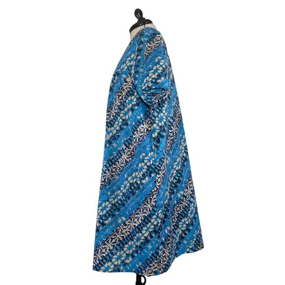 POCKETS! PLUS SIZE 2X CW Classics Blue White Black Batik Short Sleeve MuuMuu - Picture 2 of 6
